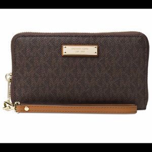 Michael Kors  Phone Case Wristlet/Wallet